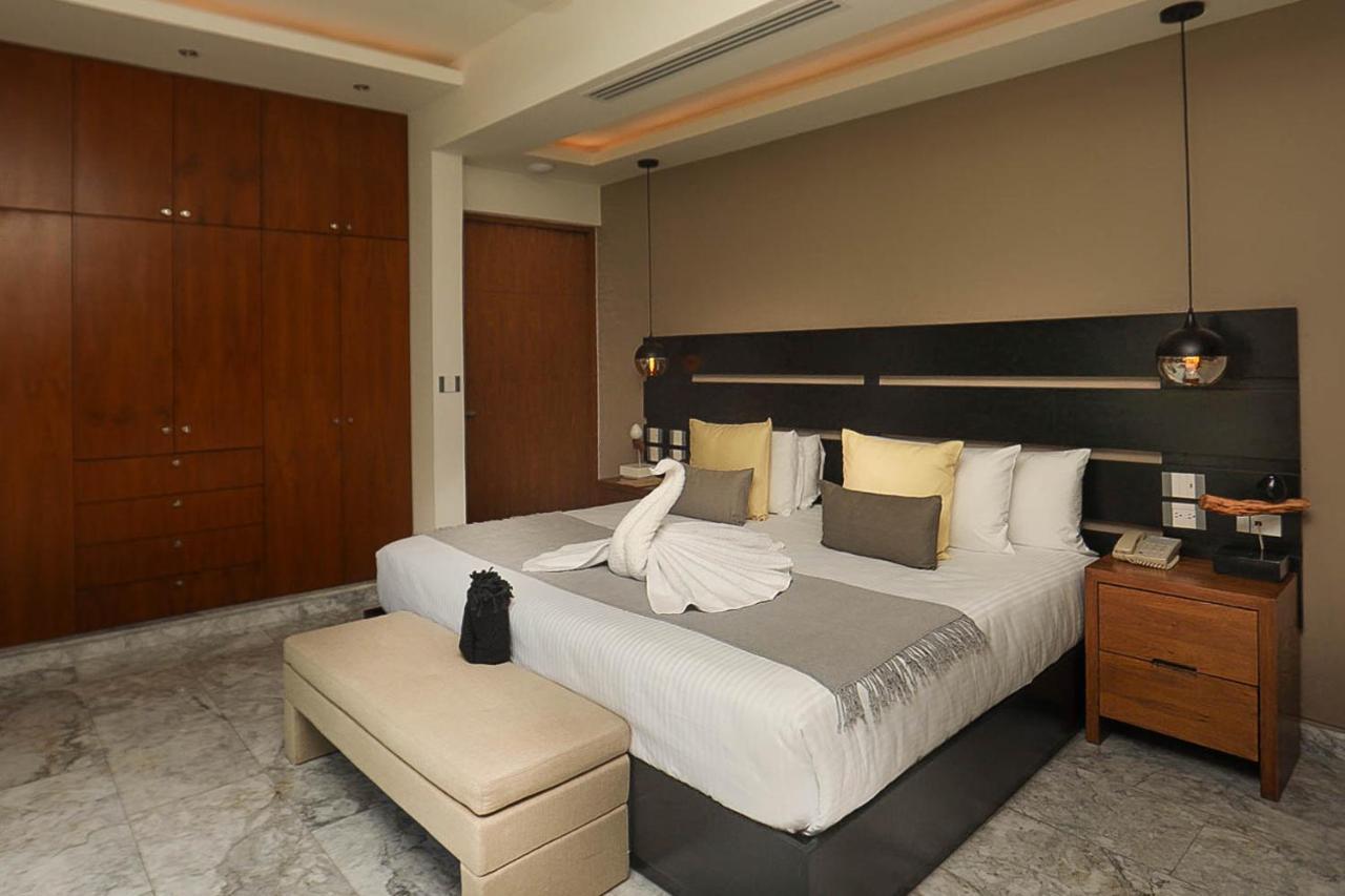 Panther Bay Boutique Hotel
